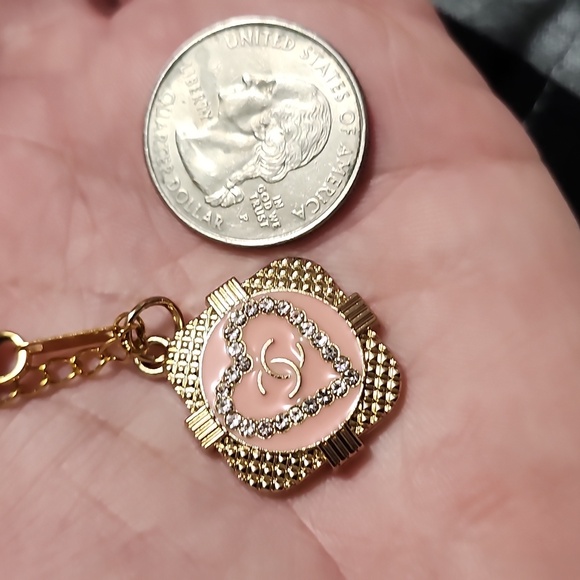 Authentic chanel charm with chain - Picture 3 of 3